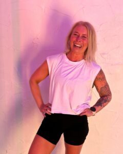 Kasvokuva anne Meistä,ohjaajamme