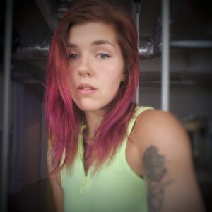 Kasvokuva tiiu Meistä,ohjaajamme