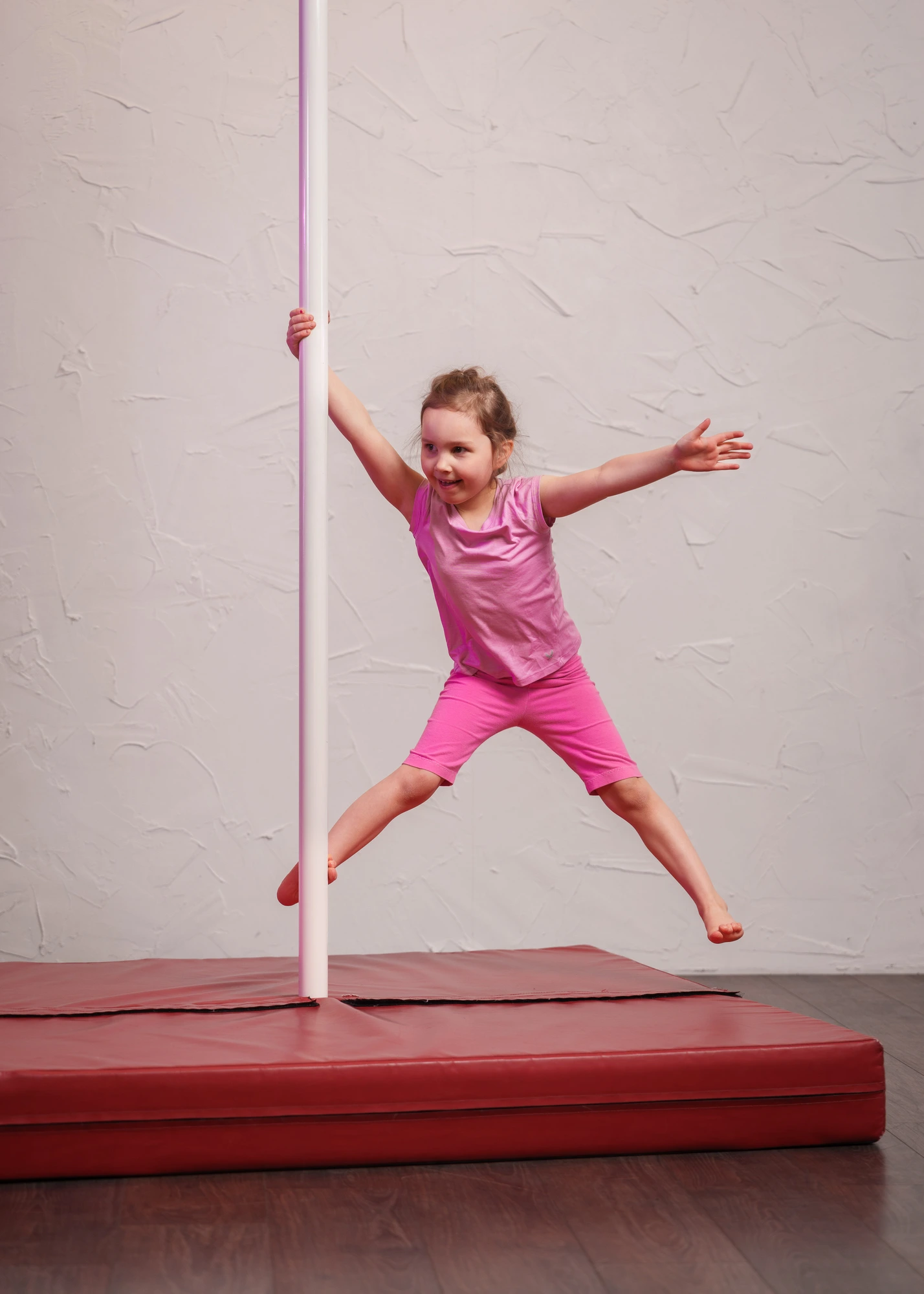 Lastenharrastus_tankotanssi_rockthepole